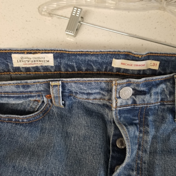 Levi Strauss Ribcage Straight Womens Jeans 31x26 - Picture 6 of 9